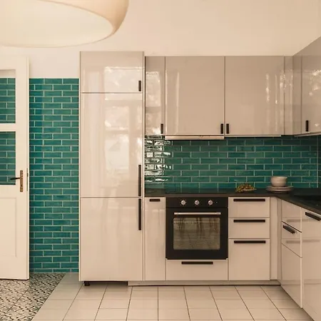 105m2 Duplex Im Herzen Berlins, Neukoelln Apartman