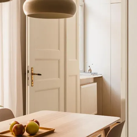 105m2 Duplex Im Herzen Berlins, Neukoelln * Берлин